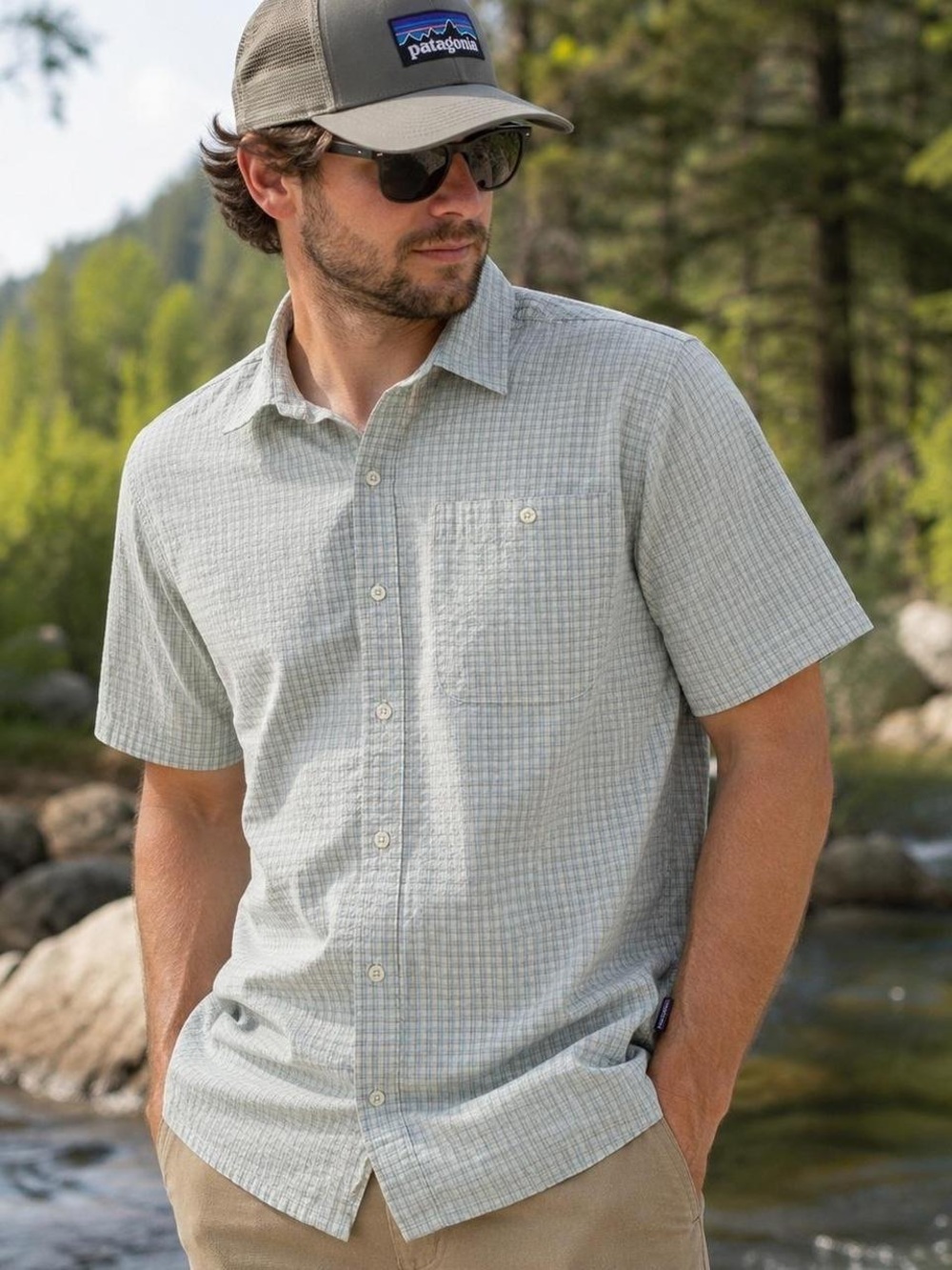 Patagonia Men's Organic Cotton Fezzman Shirt in Blue/ White/ Grey